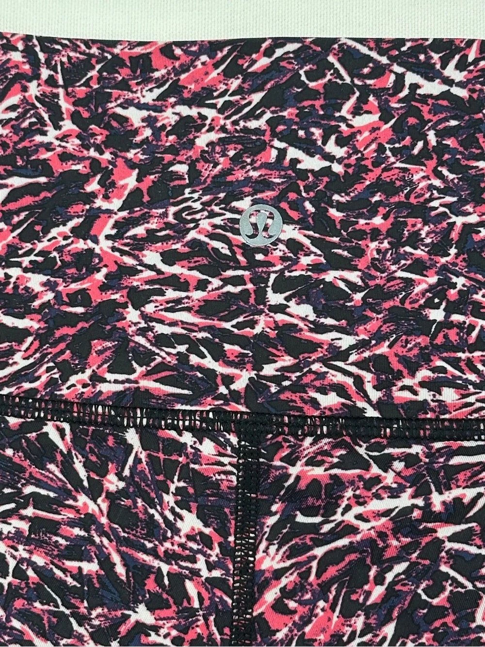 lululemon athletica Pink Black Purple White Abstract Print Yoga Pants 8